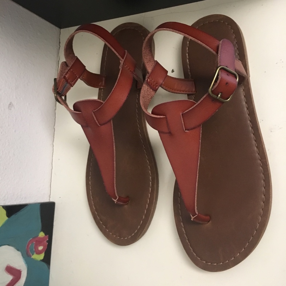 Sandals - Picture 2 of 2